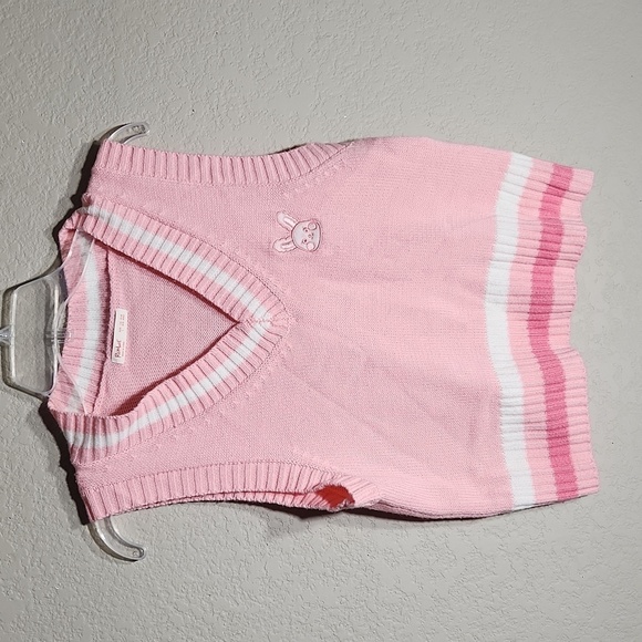 Rumwe Sweater Womens Size 8 To 10 Bunny Vest Pullover Light Pink White - Picture 1 of 8